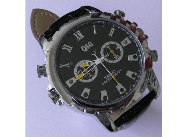 watch with built in camera