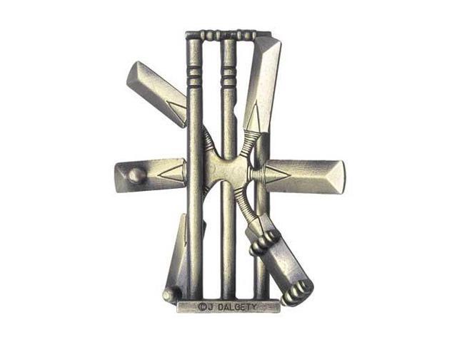 Hanayama Level 2 Cast Puzzle - Cricket