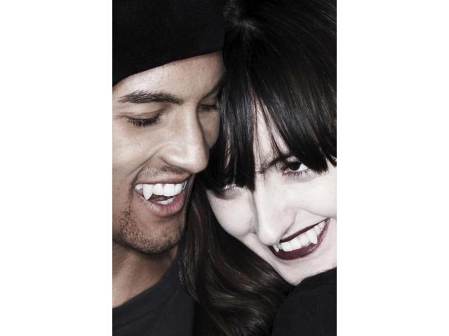 235' White Vampire Unisex Halloween Fangs Costume Accessory - One Size