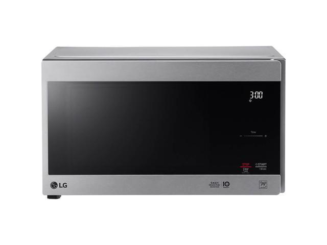 LG 0.9 cu ft Countertop Microwave Smart Inverter Stainless - LMC0975ST, Silver