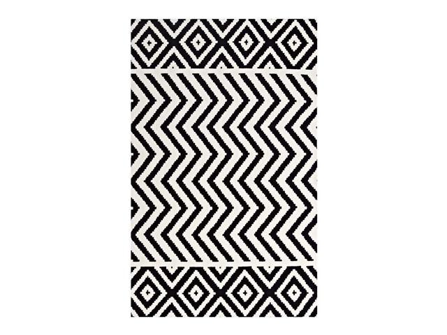 Ailani Geometric Chevron / Diamond 8x10 Area Rug - Black and White