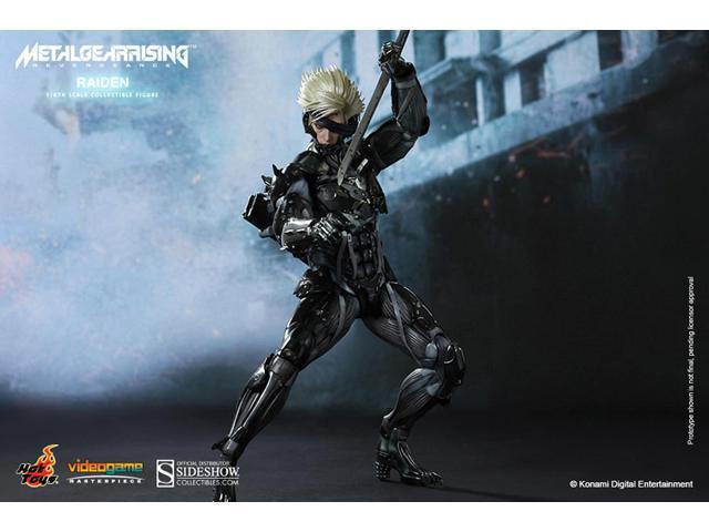 Metal Gear Rising Revengeance Hot Toys 1/6th Scale Action Figure Raiden
