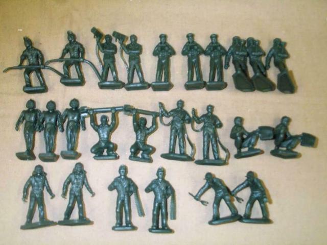 Marx MXR-AFP-GRN 'Air Force Personnel (25 pcs - Green)' 50mm Toy Soldiers