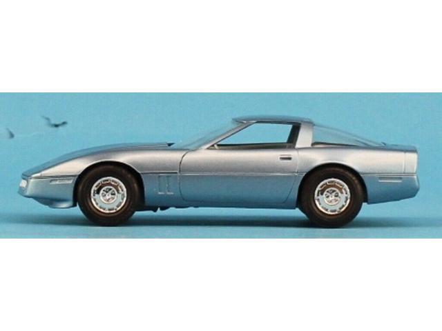 AMT 1:25 1:24 1985 Corvette Light Blue Built Model #5-8573