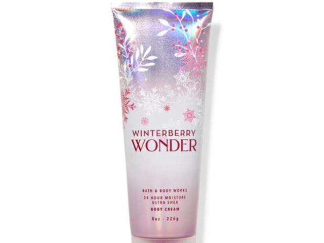 Bath & Body Works Winterberry Wonder Ultra Shea Body Cream 8 oz / 226 g
