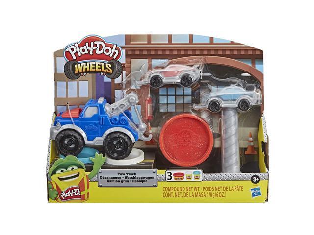 Play-Doh Wheels Tow Truck Toy for Kids 3 Years and Up with 3 Non-Toxic Colors