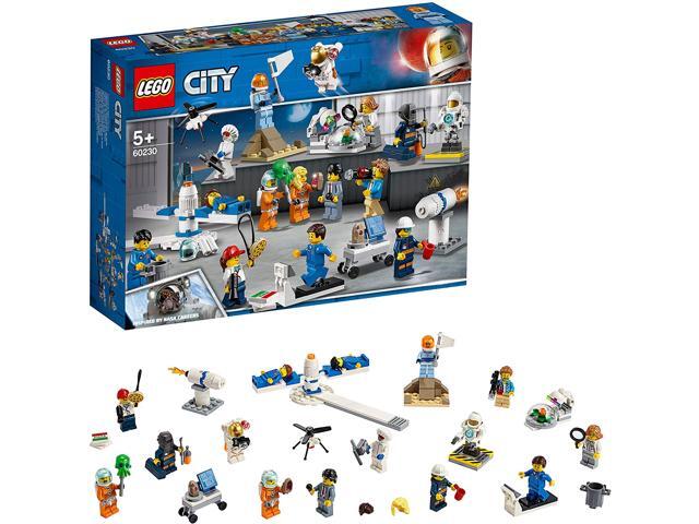 LEGO 60230 City People Pack - Space Research and Development Minifigures Set City Space Port Crew