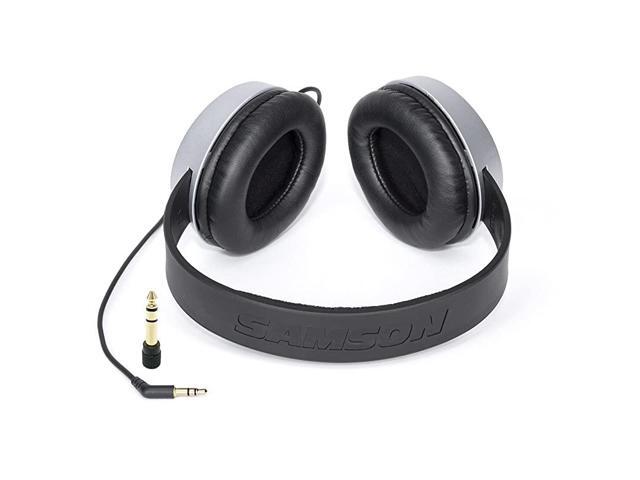 SR550 Closed Back OverEar Studio Headphones