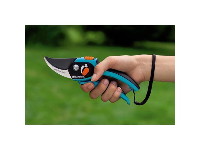 8790 Comfort Vario Bypass Hand Pruner With 34Inch Cut
