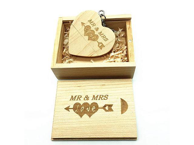 32GB Wood USB 30 Flash Drive with Laser Engraved Mr Mrs Design 32GB Wooden Heart Shape USB Stick with Box for Wedding Couple Parents Maple