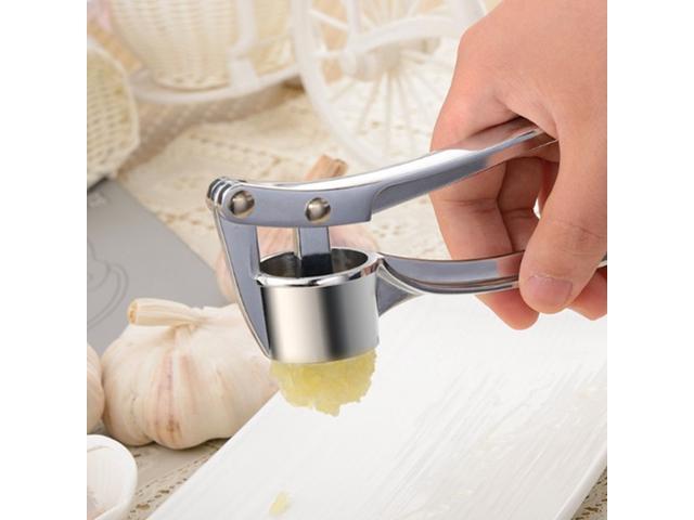 Garlic Press Stainless Steel Mincer Ginger Crusher Garlic Presser Chopper Easy Squeeze Rust Proof Ergonomic Handle Easy Clean