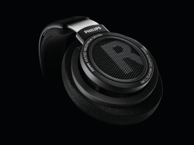 Philips Audio Philips SHP9500 HiFi Precision Stereo Over-Ear Headphones (Black)