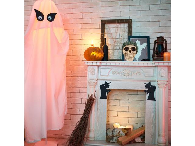 1Pc Halloween Skull Pattern Decoration Props Horror Ornaments Funny Desktop Adornment for Decoration Use (White and Green)