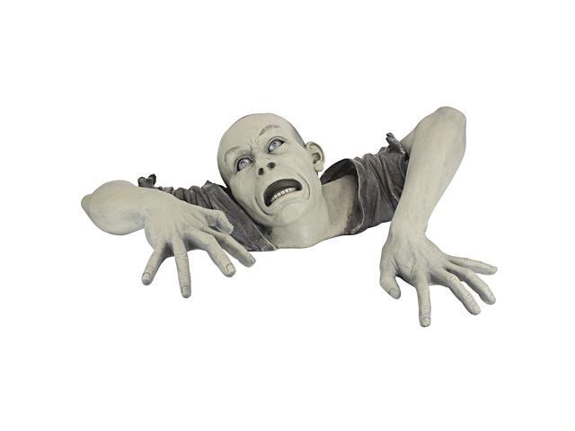Design Toscano The Zombie of Montclaire Moors Garden Statue Halloween Decoration 31 Inch Polyresin Full Color