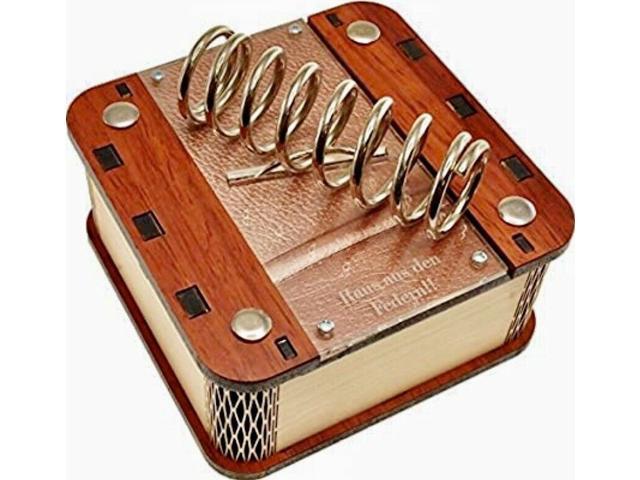 Federn Box Puzzle Box By Jean Claude Constantin Difficulty 8/10