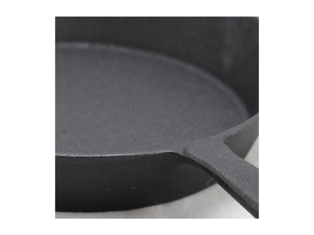 General Store Addlestone 8 inch Preseasoned Round Cast Iron Frying Pan