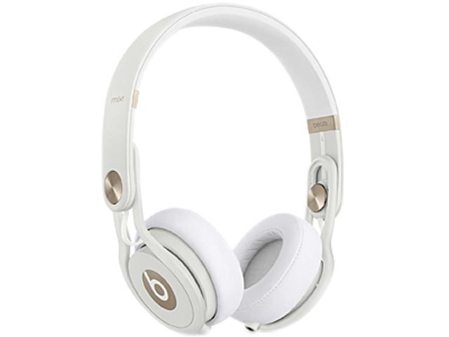 rose gold and white beats
