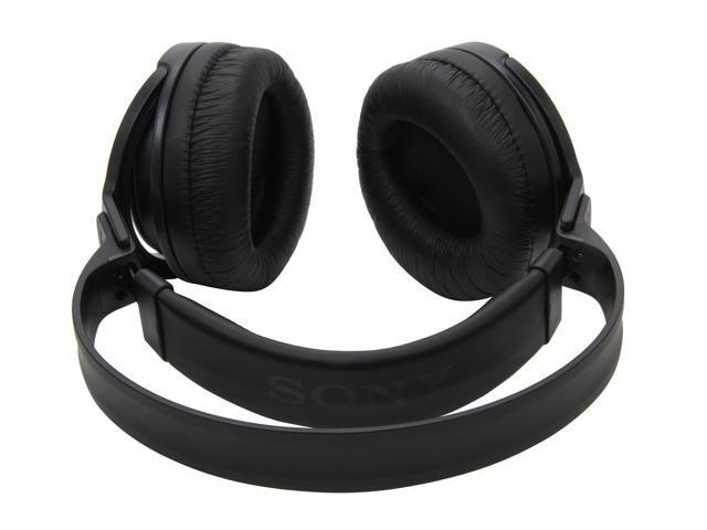 Sennheiser HD 465 Circumaural Explore new sound dimensions Headphone ...