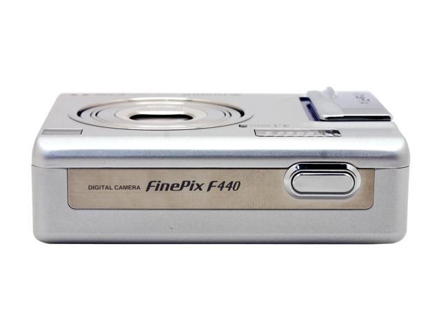 FUJIFILM Finepix F440 Silver 4.1MP 3.4X Optical Zoom Digital Camera