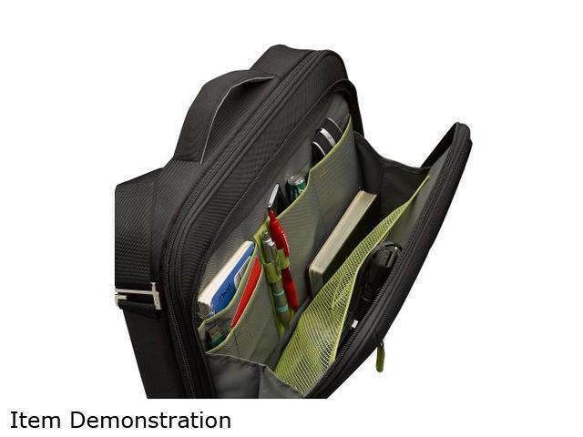 Black Case Logic PNC-218 18-Inch Laptop Case