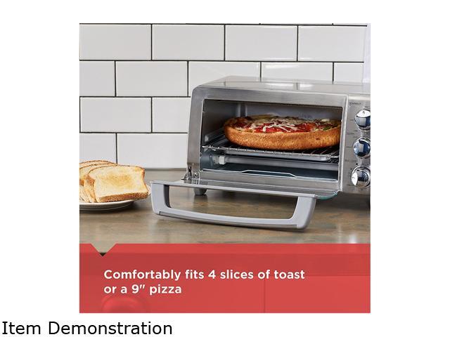 Black & Decker TO1760SS 4-Slice Toaster Oven - Silver