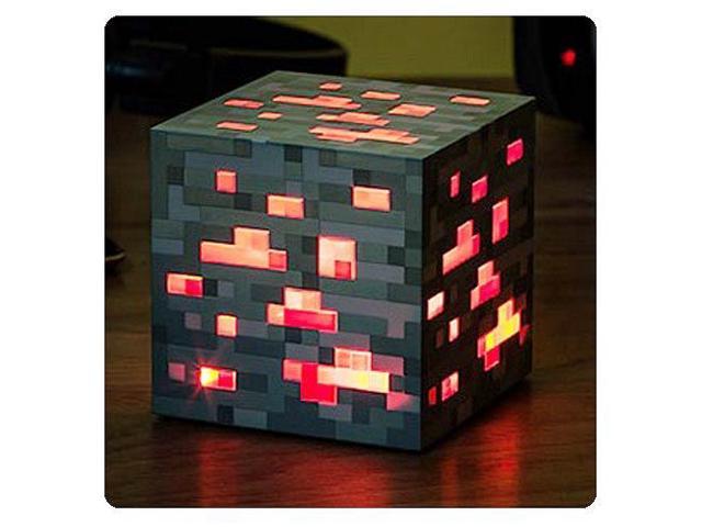 Minecraft illuminating Redstone Ore at