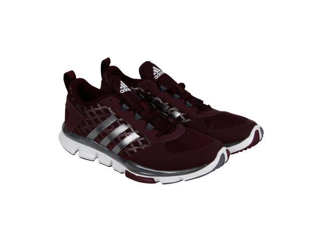 maroon athletic shoes