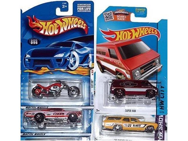 hot wheels 4 pack