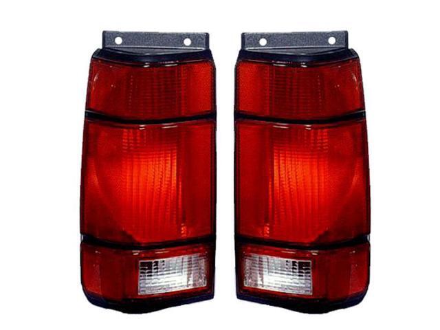 Left PRO Parts NEW Volvo XC60 2010-2013 Bumper Cover Reflector Plate Rear D