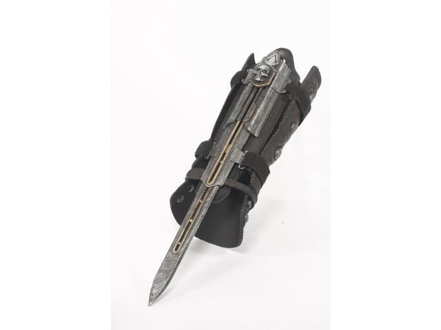 assassin's creed hidden blade gauntlet & skull buckle