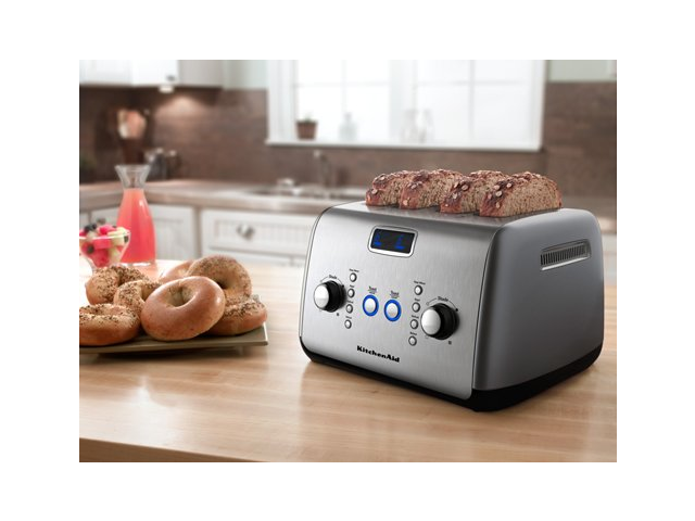 KitchenAid KMT423CU Contour Silver 4 Slice, One-touch motorized lift  control Toaster 