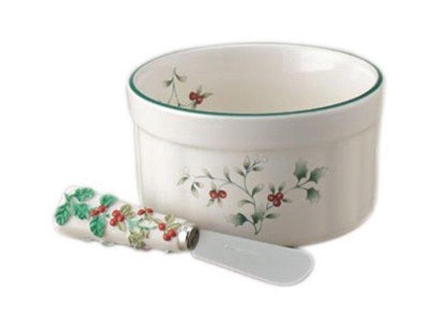 Photo 1 of Pfaltzgraff 2-pc. Winterberry Dip Mix Set