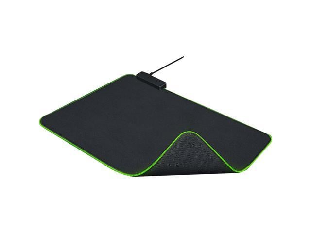 Powered by Razer Chroma Soft Extended Gaming Mouse Mat Optimized for All Sensitiviy Settings and Sensors Razer Goliathus Extended Chroma: Micro-Textured Cloth Surface 
