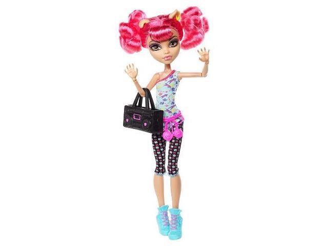 howleen wolf doll