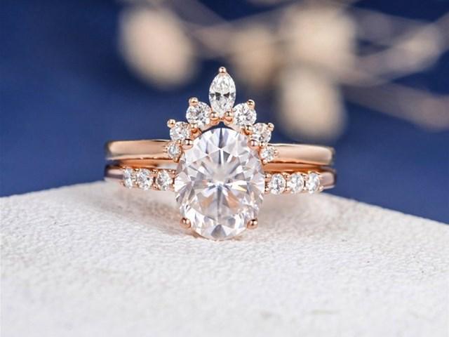 moissanite wedding ring sets