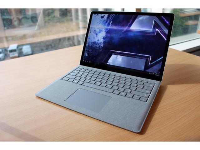 Refurbished: Microsoft Laptop Surface Laptop 2 PHW-00001 Intel
