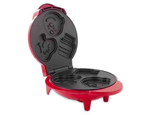 snoopy and charlie brown waffle maker