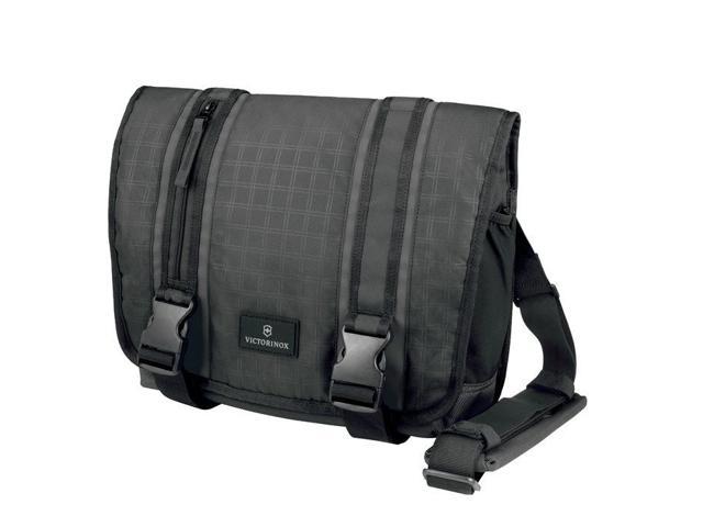 victorinox messenger bag