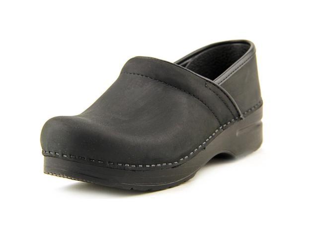 dansko black clogs