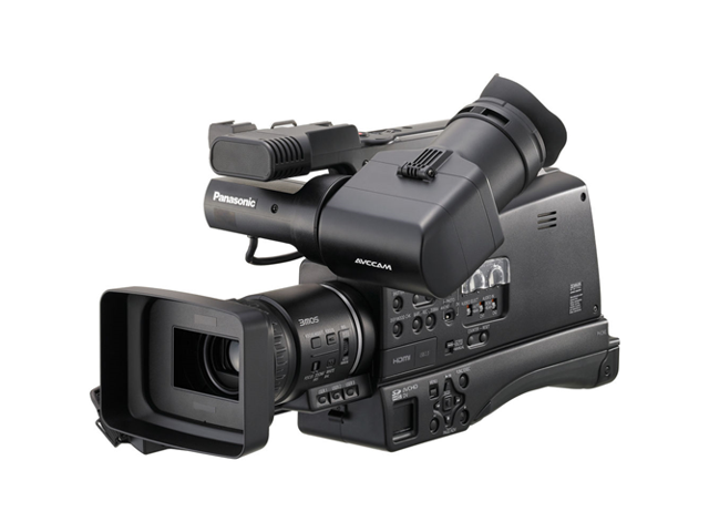 Panasonic AG-HMC80 3MOS AVCCAM HD Shoulder-Mount Camcorder + Pro Memory