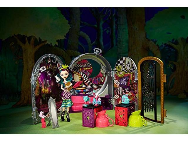 Ever After High Way Too Wonderland High Playset and Raven Queen Doll 