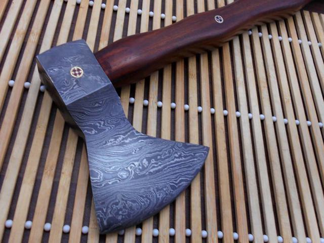 Details about   CUSTOM HAND FORGED DAMASCUS STEEL TOMAHAWK AXE HEAD WITH LEATHER POUCH 