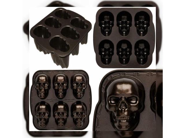 haunted skull cakelet pan