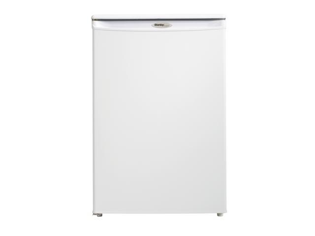 Danby Designer Dufm043a2wdd 3 4 3 Cu Ft Upright Freezer In White