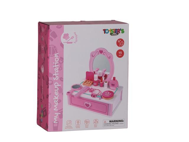 pretend & play makeup station