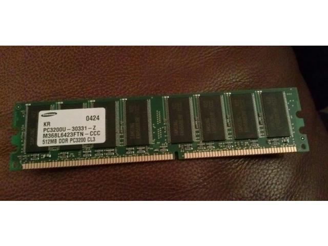 SAMSUNG 512MB 184-Pin DDR SDRAM DDR 400 (PC 3200) System Memory Model M368L6523CUS-CCC