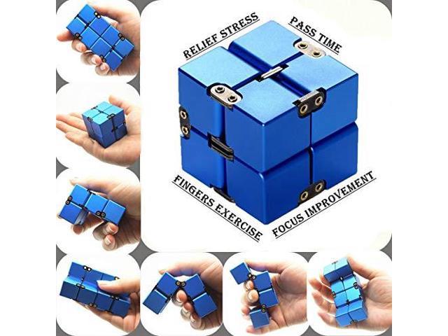 Fantaisie Infini Cube Toy Stress Reduction Bleu Anti Anxiété Fidget Toys Infinite Cube Infinity Cube Fidget Finger pour aider au développement des enfants 