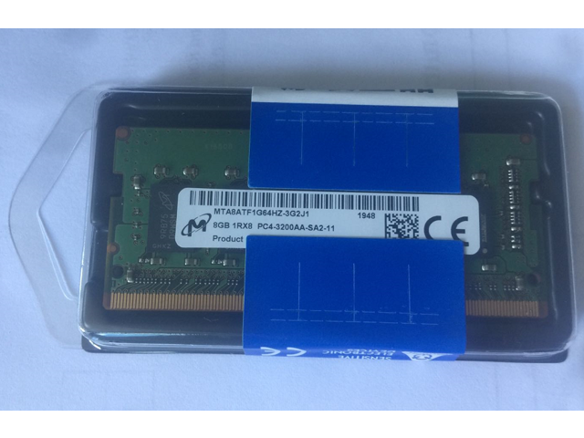 Barrette Mémoire Micron 8Go DDR4 SO-DIMM 2400MHz ECC (MTA8ATF1G64HZ-2G3H1R) - Testée, Occasion