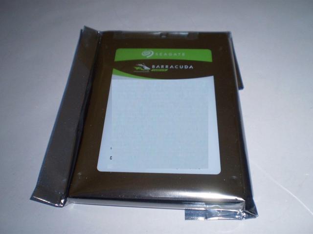 Seagate Barracuda ZA2000CM10002 2 TB Solid State Drive SATA SATA 6 Gb//s 2.5/" SSD