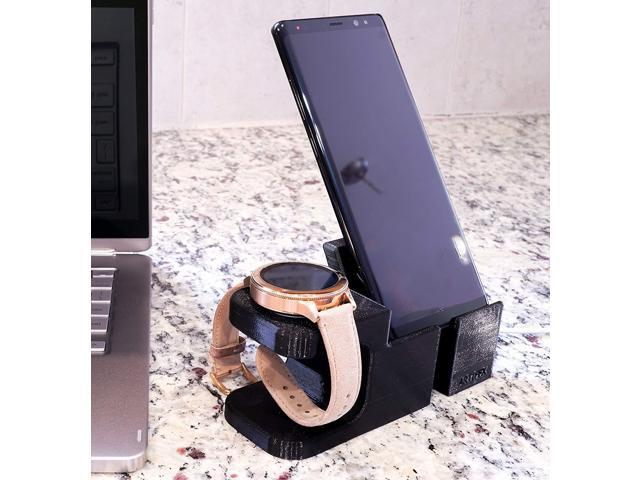 michael kors smartwatch stand